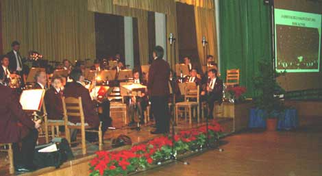 C�cilienkonzert 2002: Kapellmeister
			Ellinger in Aktion